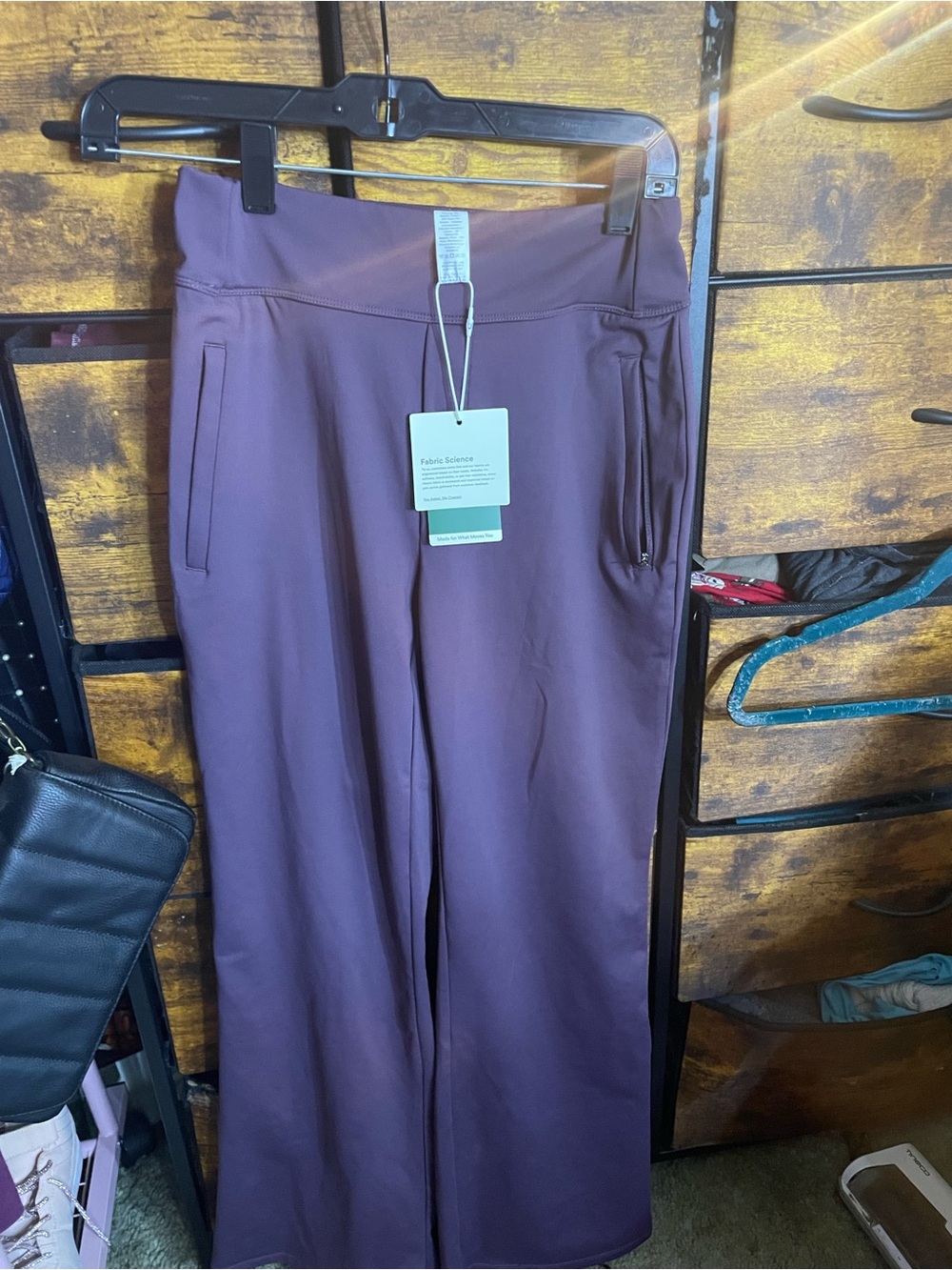 HALARA Plum Wide-Leg Leggings with Zipper Pocket